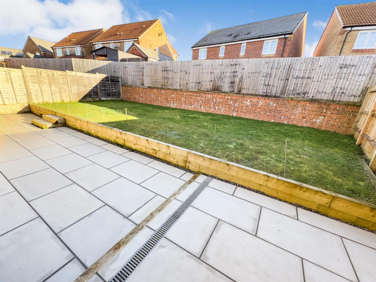 Speke Close, Corby