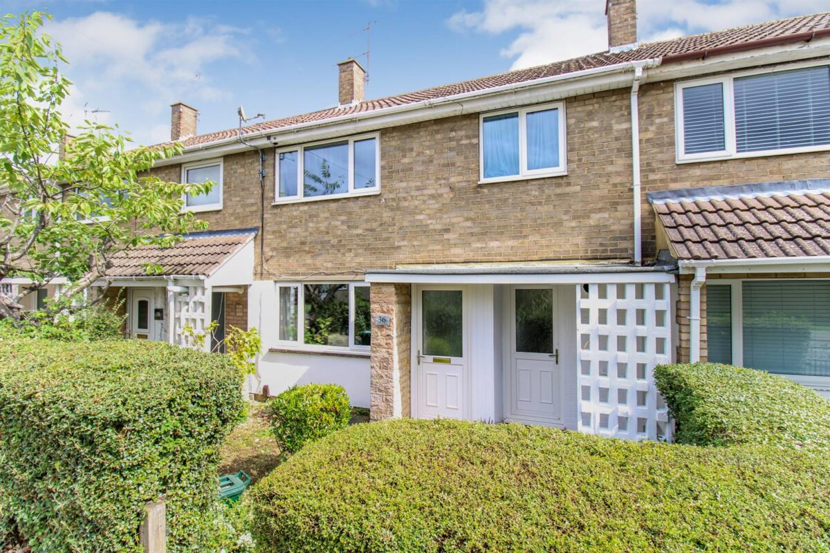Farmstead Road, Corby