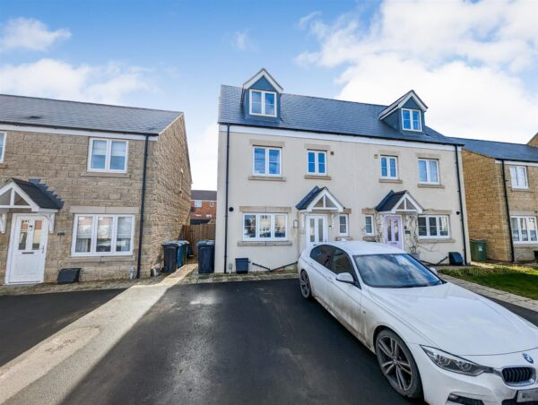 Airfield Way, Weldon, Corby