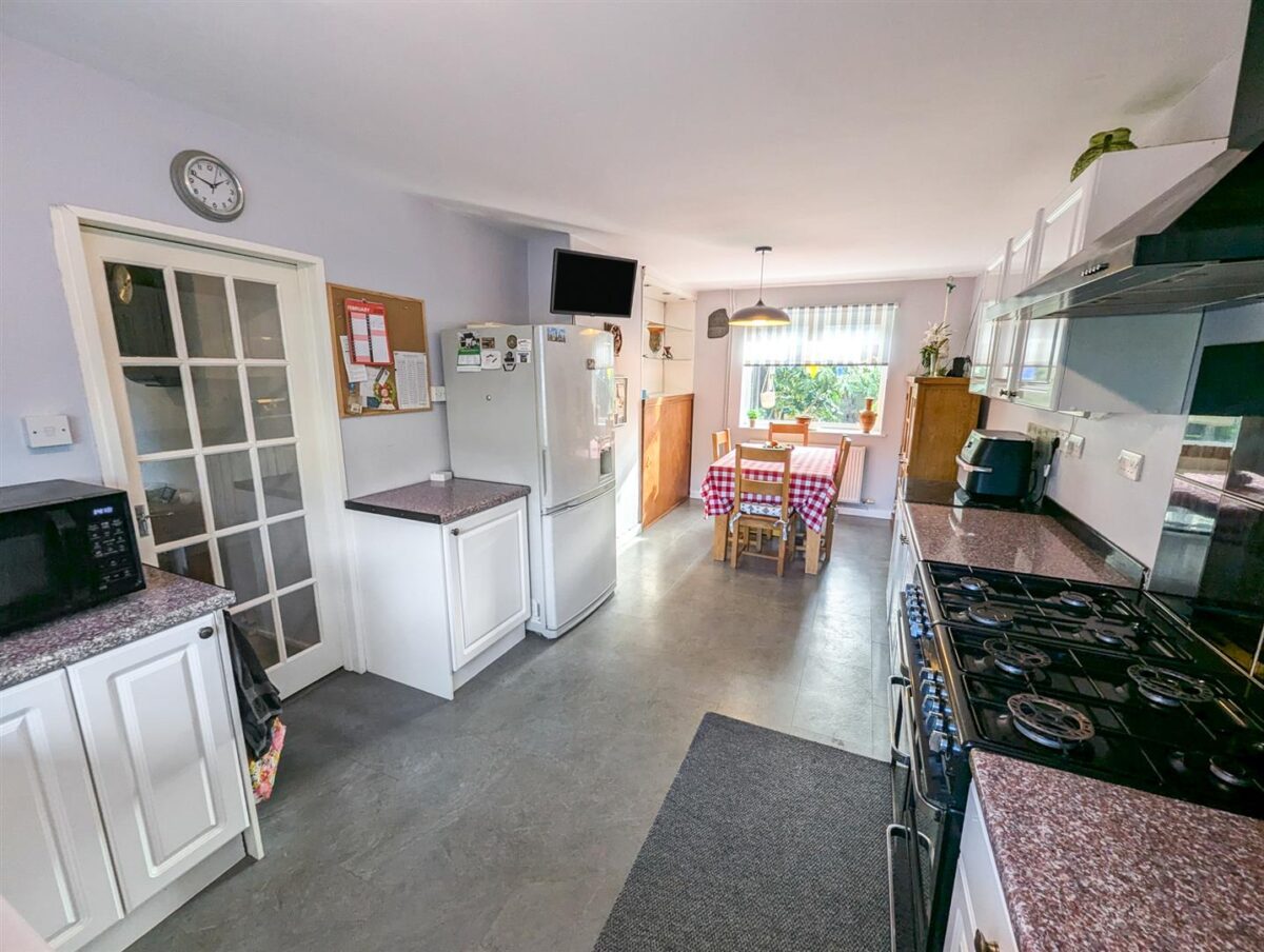 Woodnewton Way, Corby