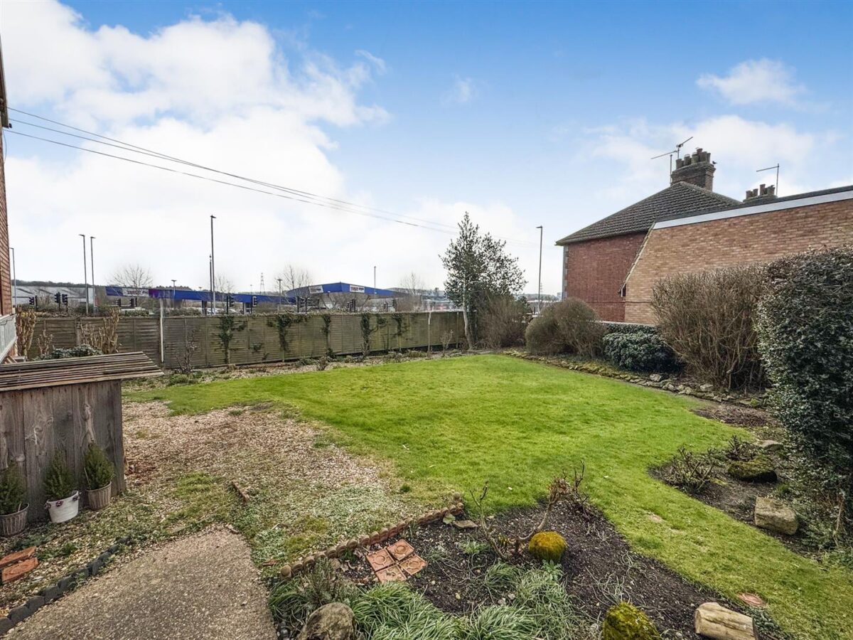 Oakley Road, Corby