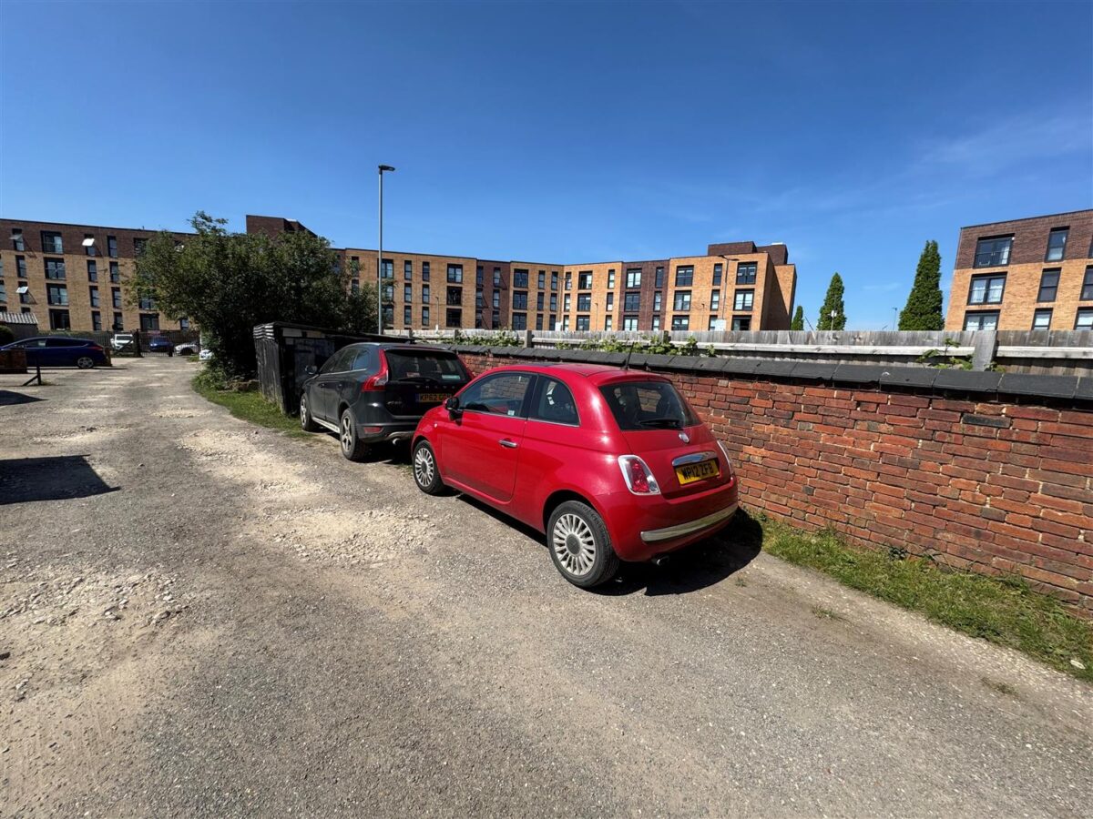 Oakley Road, Corby