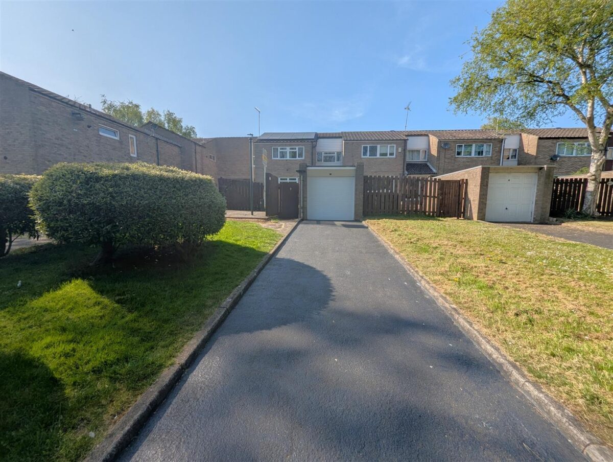 Kensington Walk, Corby