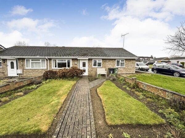 Bishops Way, Corby