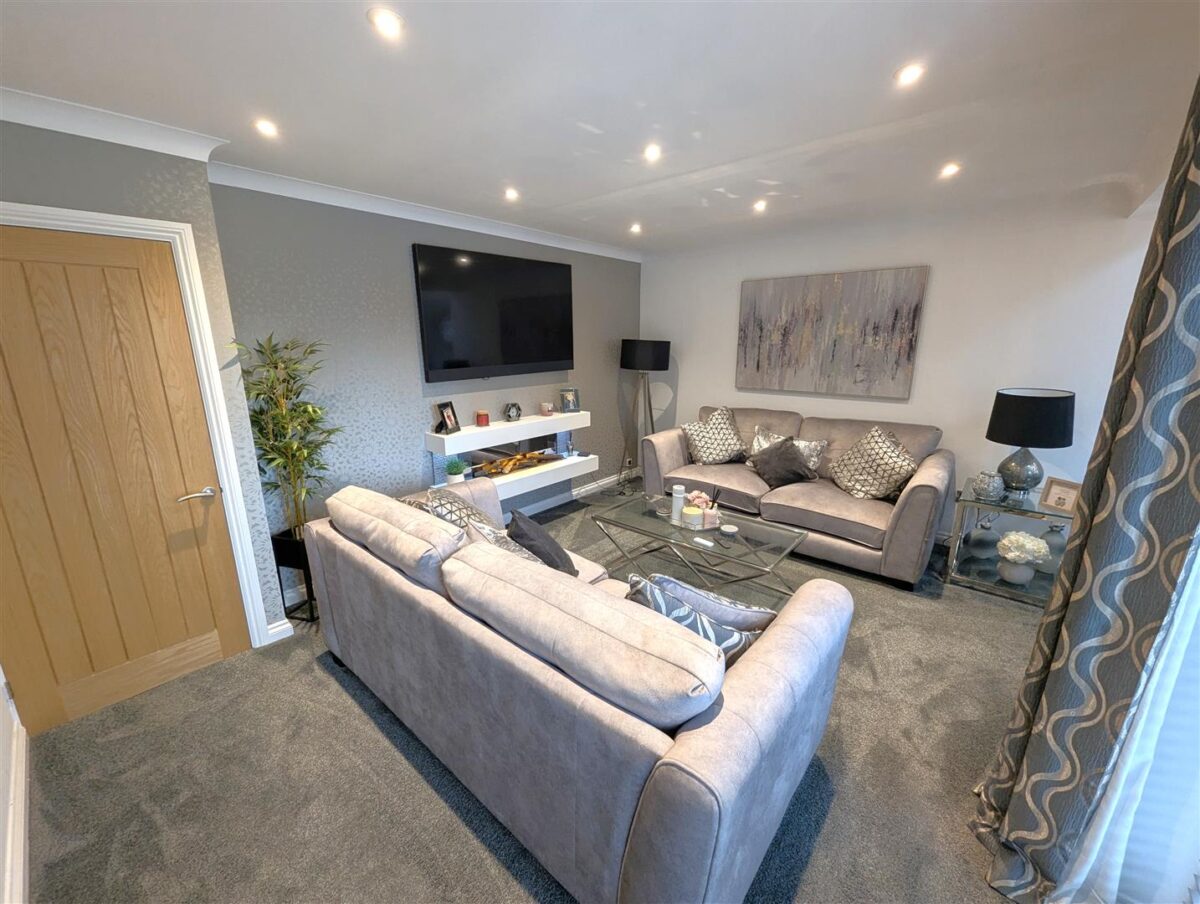 Hempland Close, Great Oakley, Corby