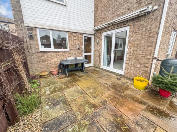Ibsen Walk, Corby