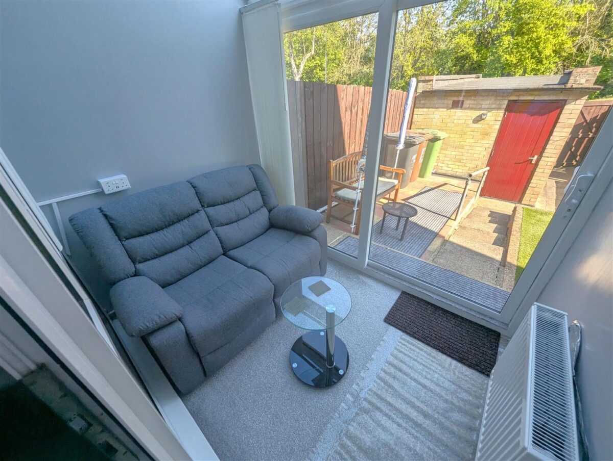 Kensington Walk, Corby