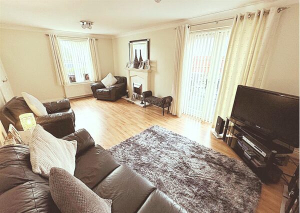 Dunnock Road, Corby