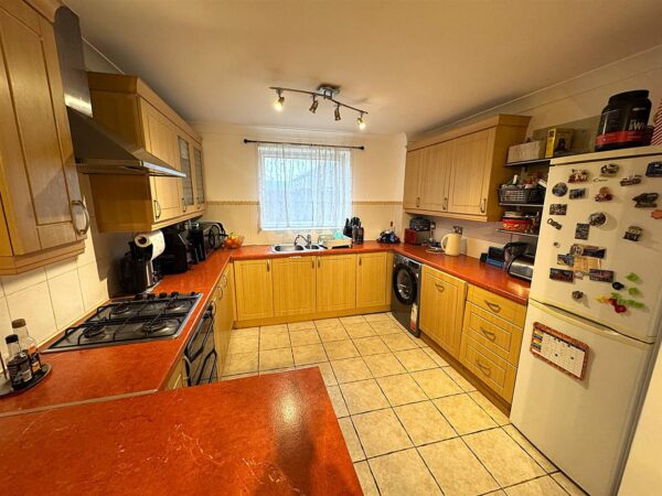 Shire Road, Corby