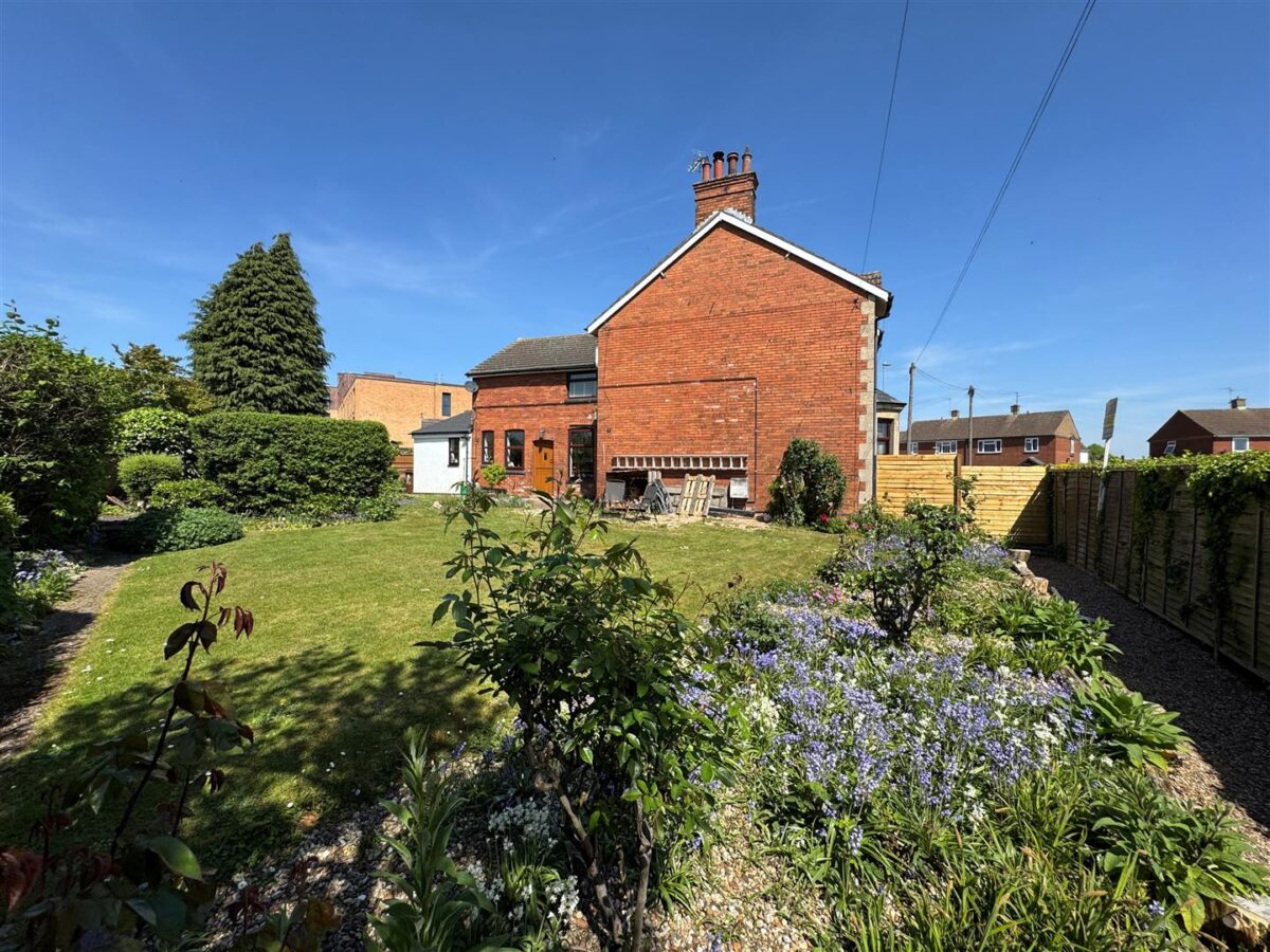 Oakley Road, Corby