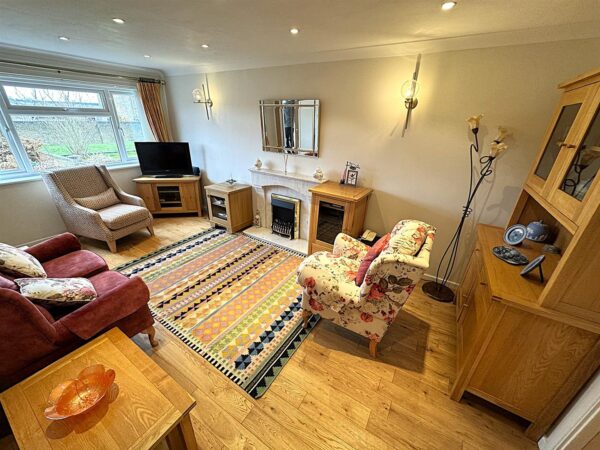 Bishops Way, Corby