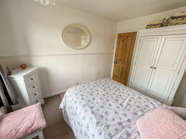 Oakley Road, Corby