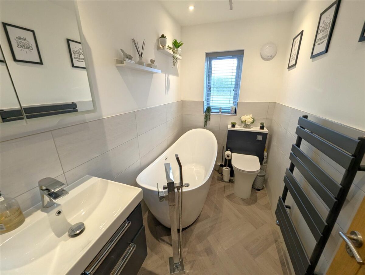 Hempland Close, Great Oakley, Corby