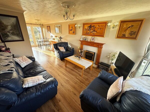 Easton Walk, Corby