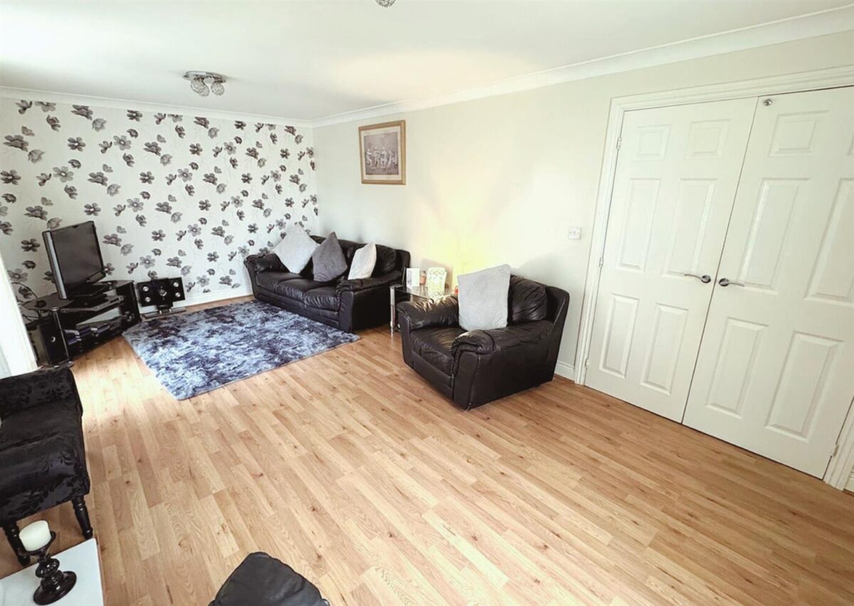 Dunnock Road, Corby