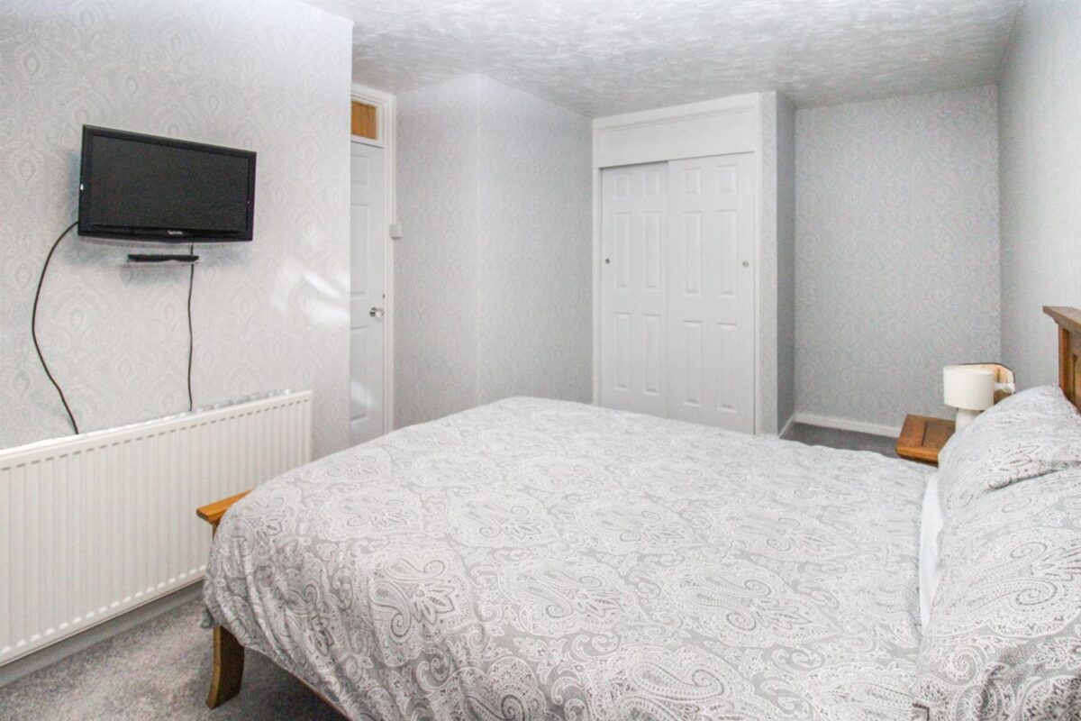 Kensington Walk, Corby