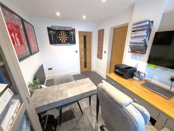 Hempland Close, Great Oakley, Corby