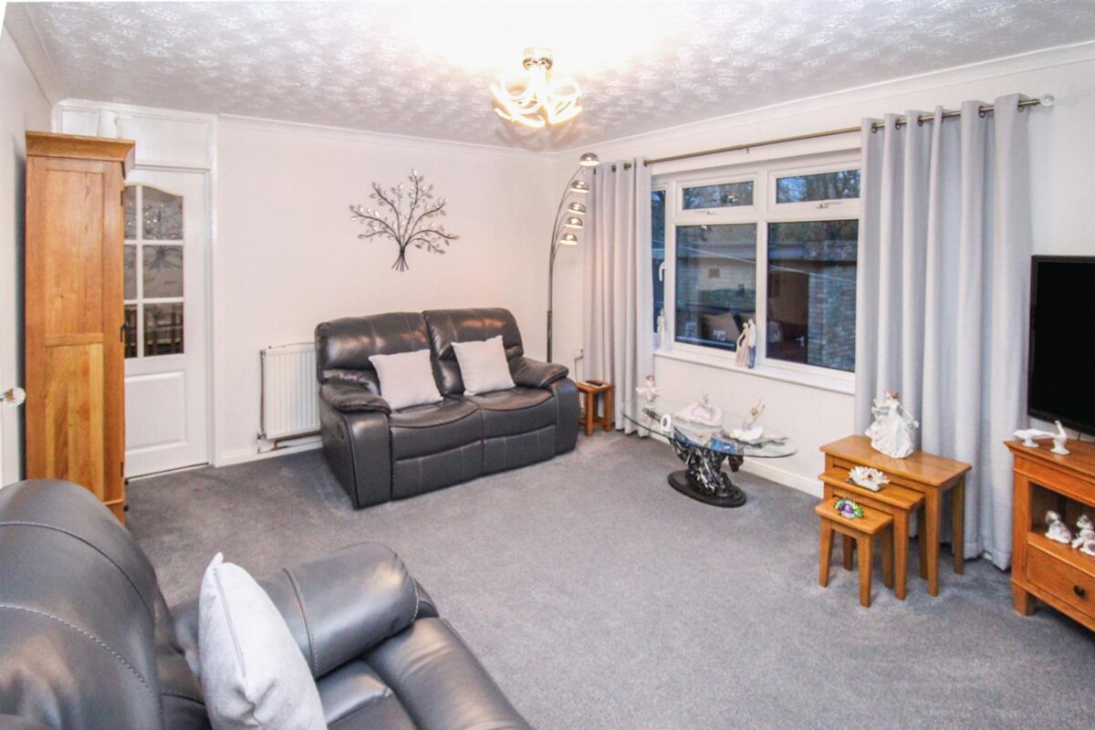 Kensington Walk, Corby