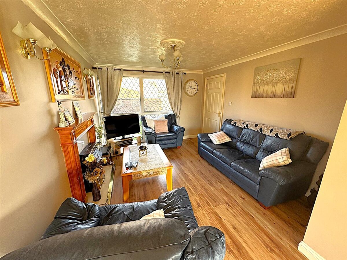 Easton Walk, Corby