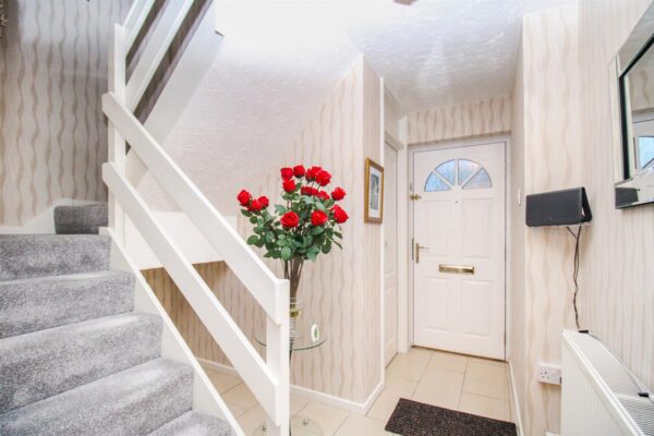 Kensington Walk, Corby