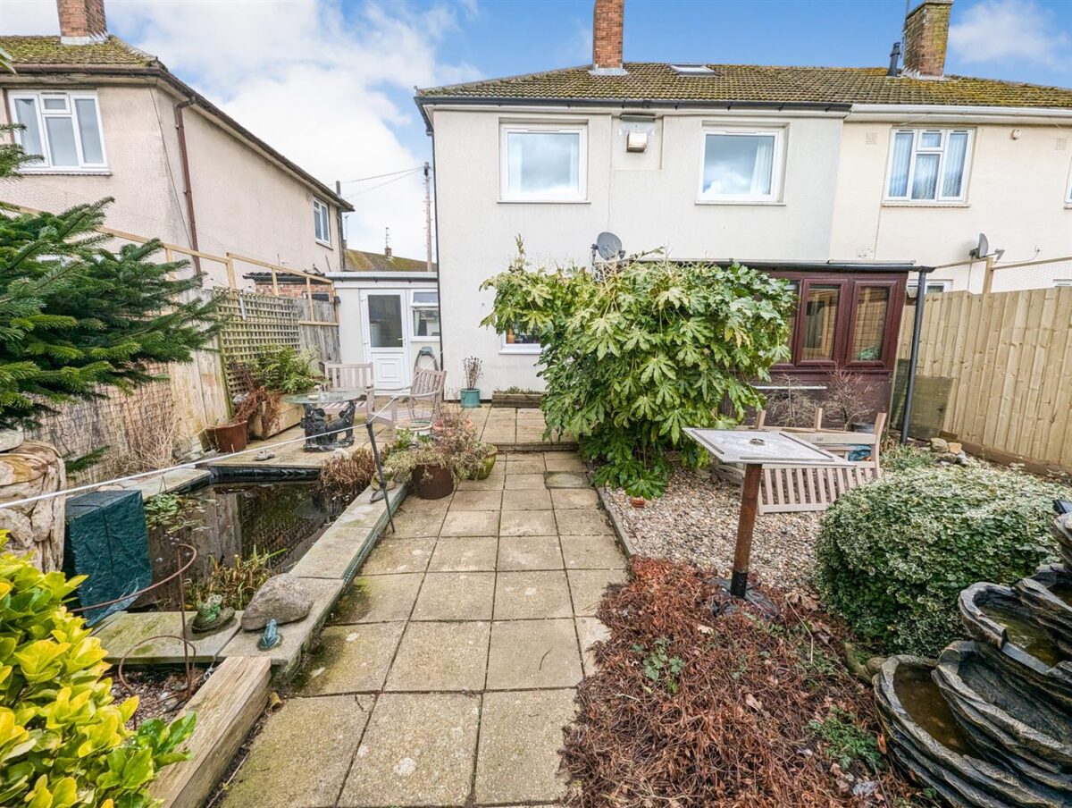 Woodnewton Way, Corby