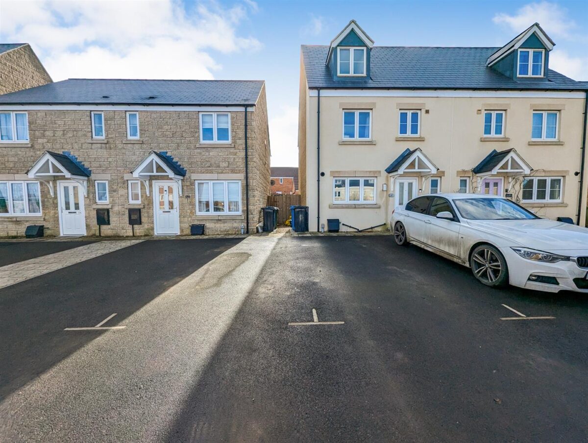 Airfield Way, Weldon, Corby