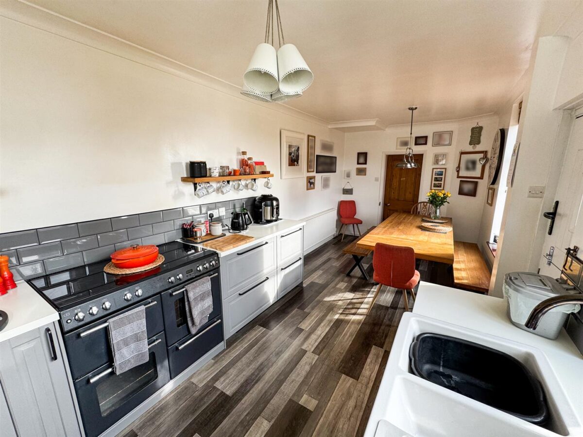 Oakley Road, Corby