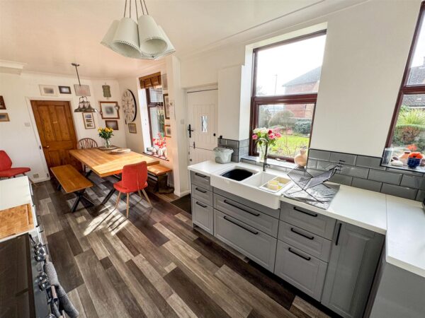 Oakley Road, Corby
