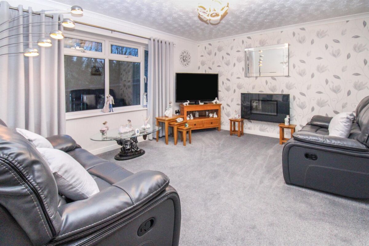Kensington Walk, Corby