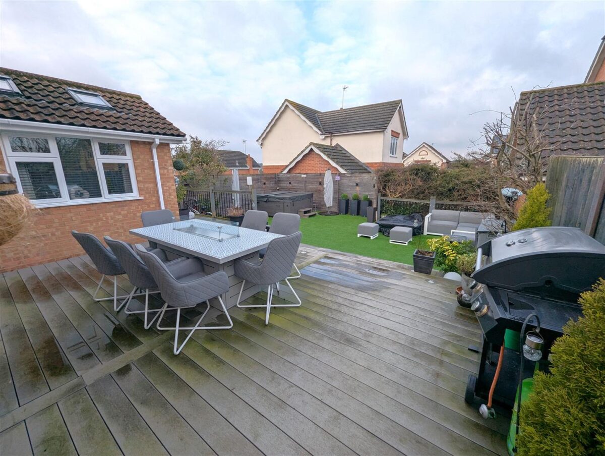 Hempland Close, Great Oakley, Corby