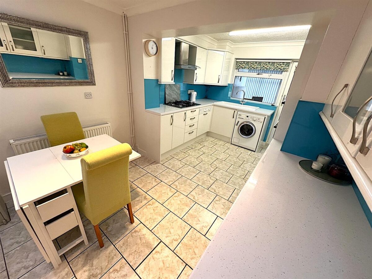 Bishops Way, Corby