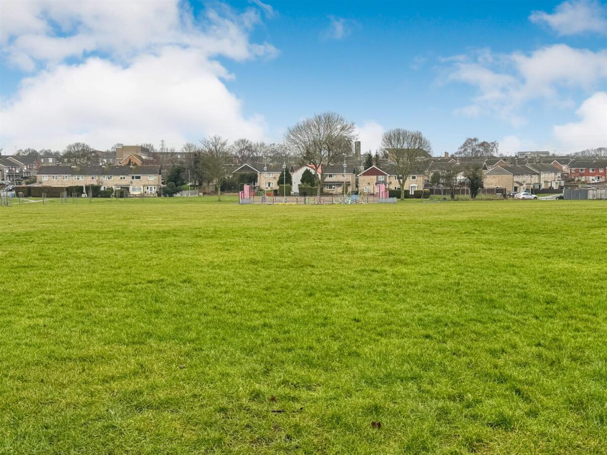 Pevensey Walk, Corby