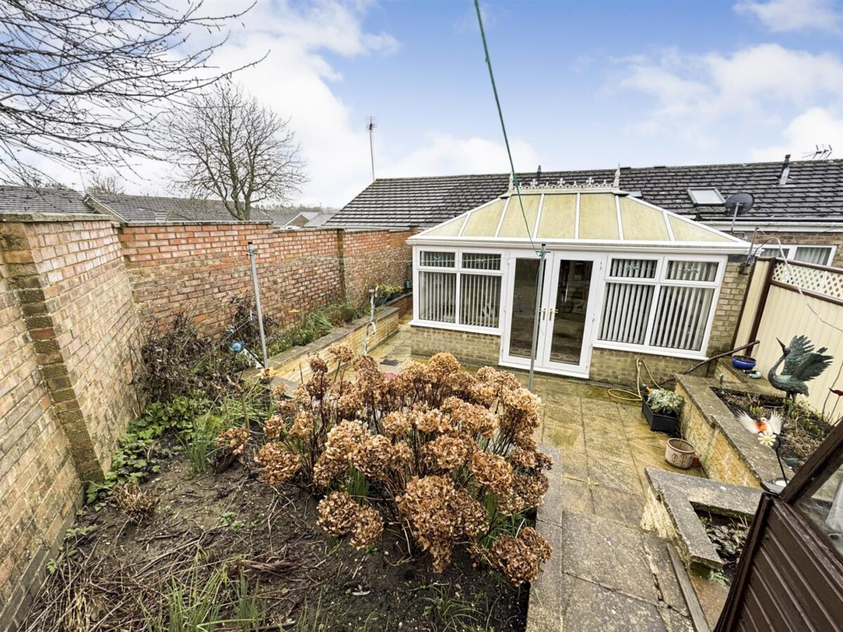 Bishops Way, Corby