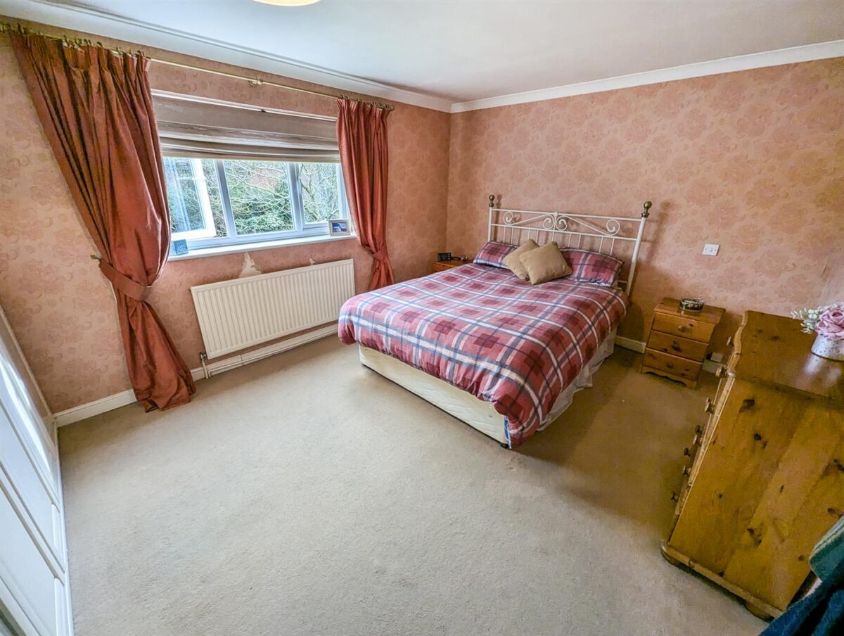 Tower Hill Road, Corby