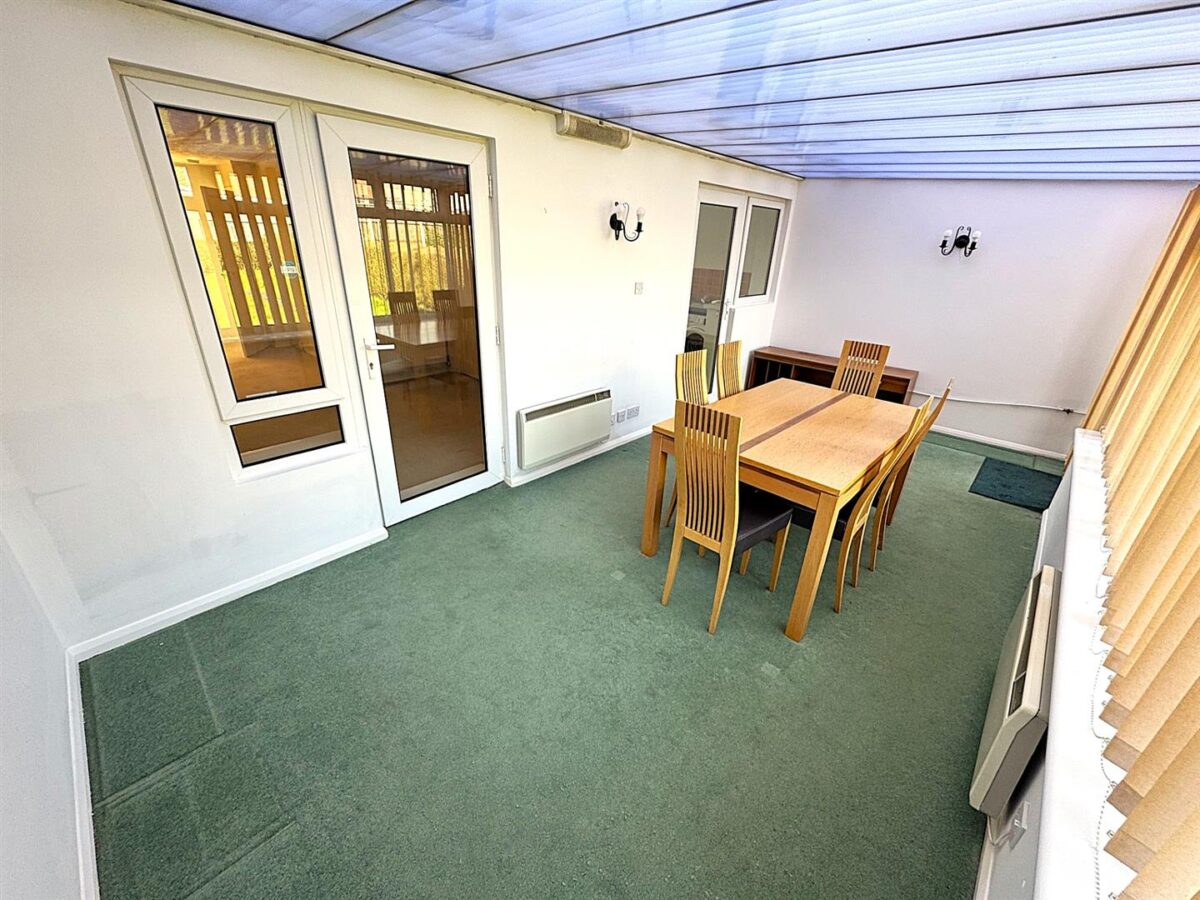 Rodney Drive, Corby