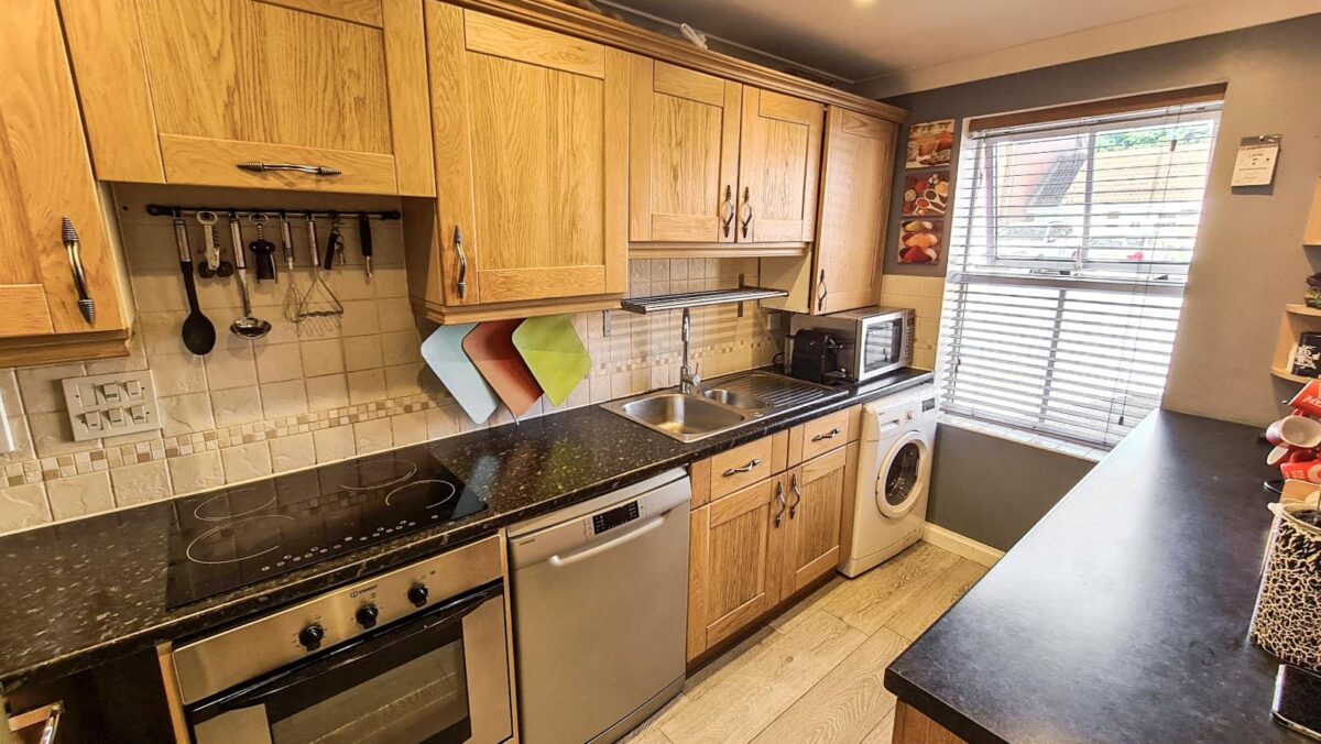 Buttercup Close, Corby