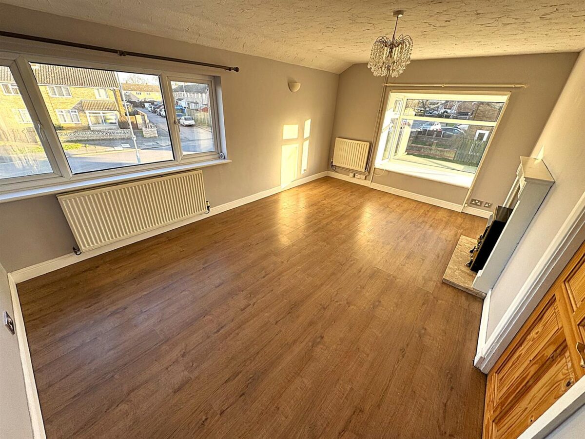 Canford Green, Corby