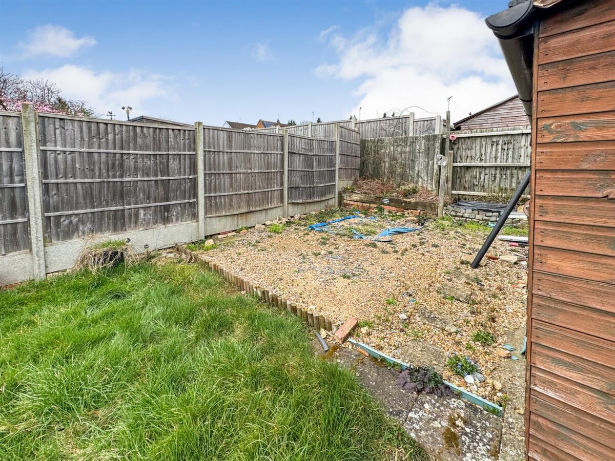 Willow Road, Kettering