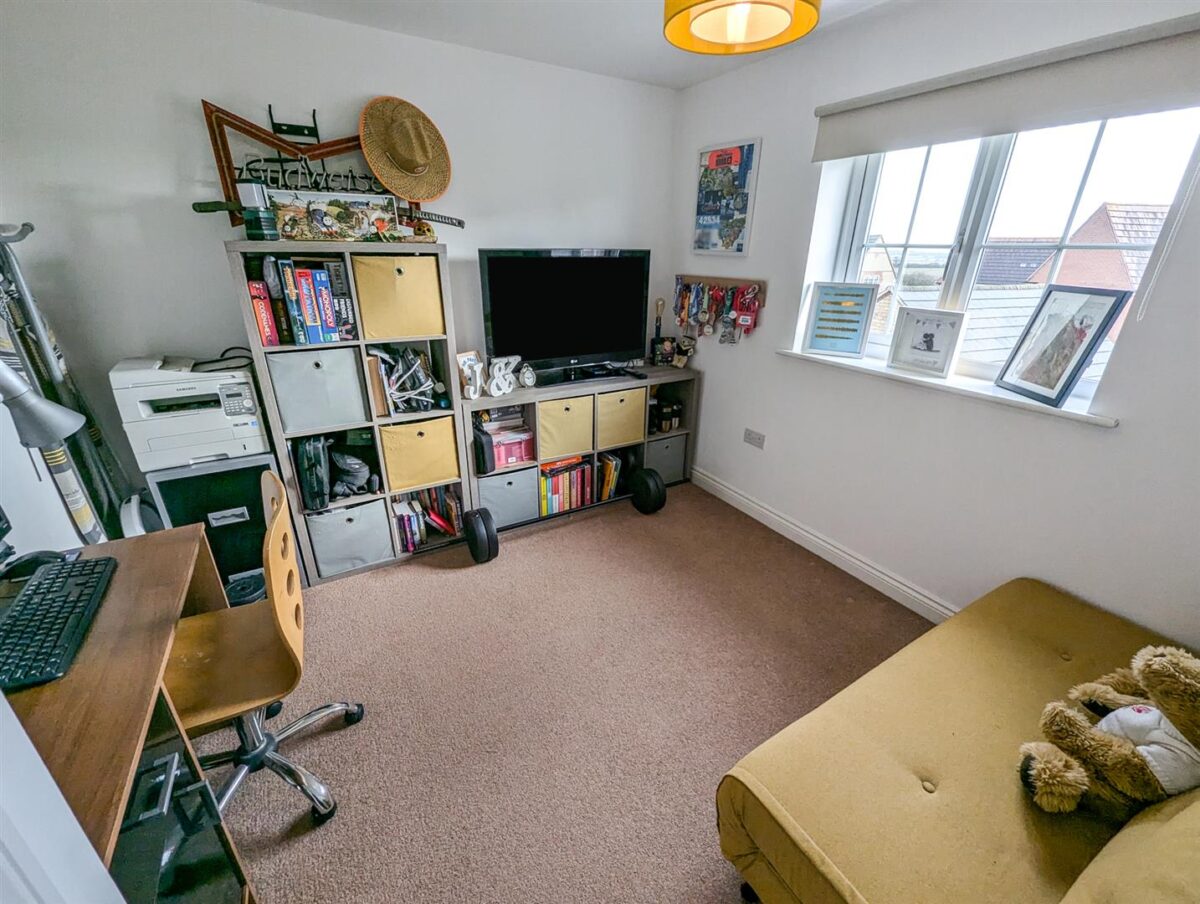 Grant Drive, Corby