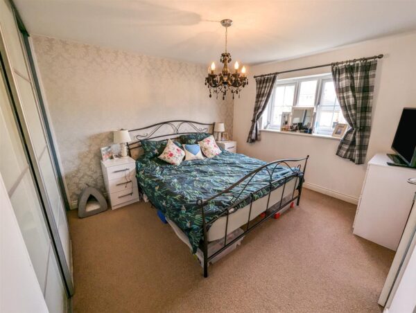 Grant Drive, Corby