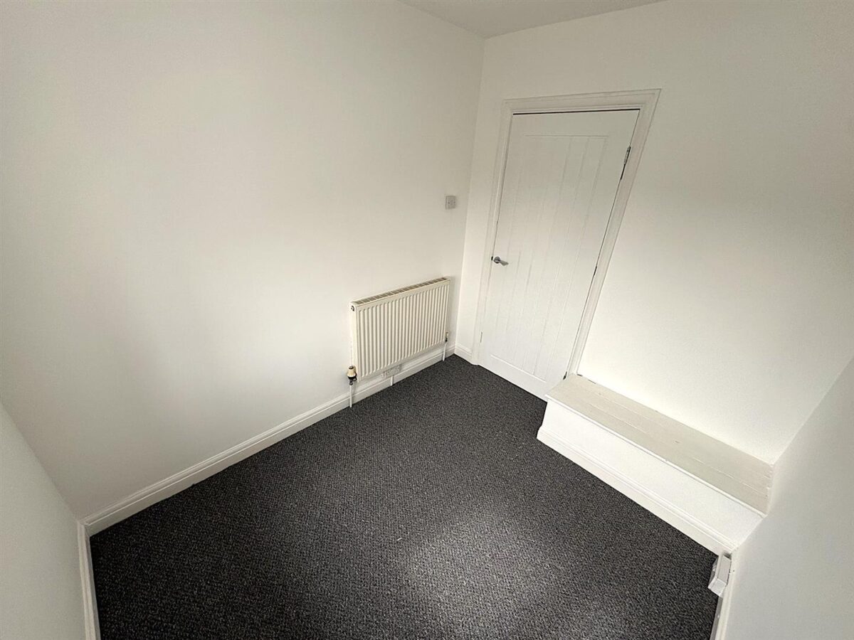Willow Road, Kettering