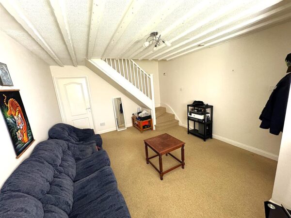 Catchpole Close, Corby