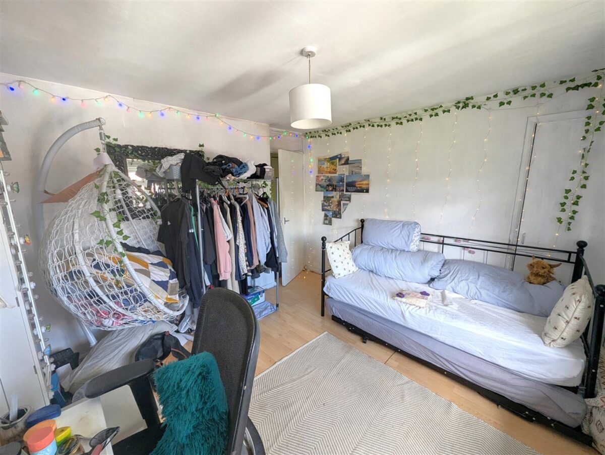 Sturminster Way, Corby