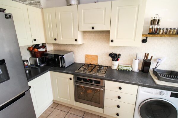 Flatford Close, Corby