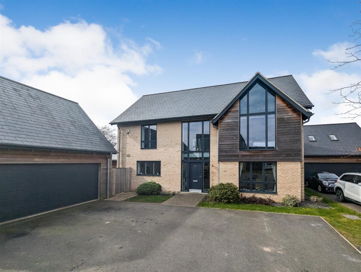 Lake Drive, Weldon, Corby