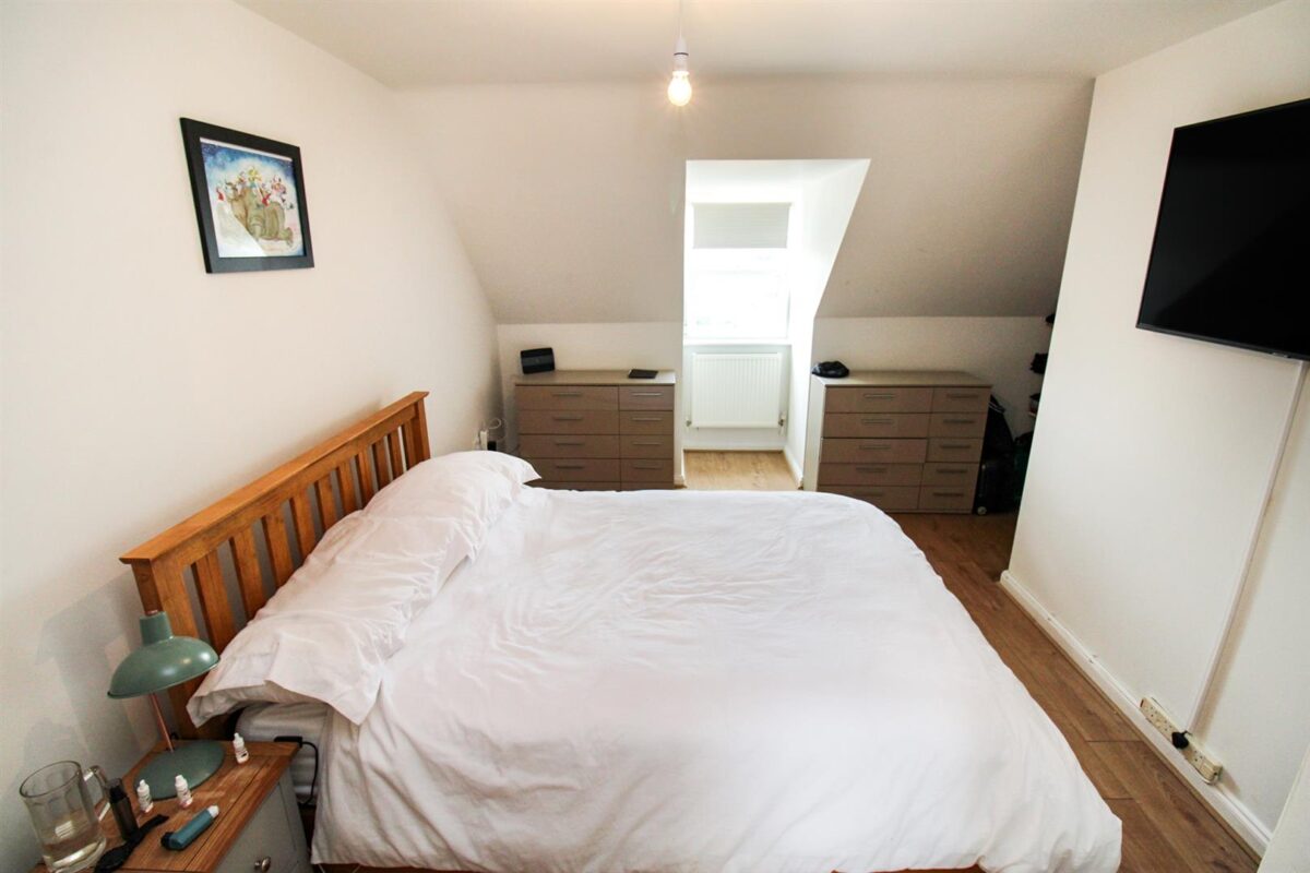 Flatford Close, Corby
