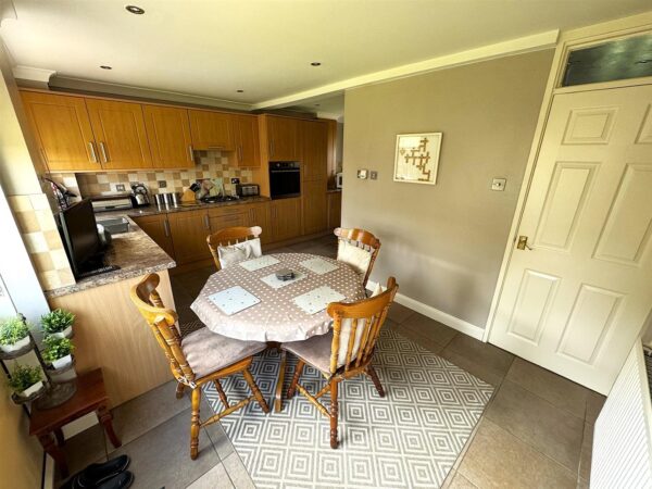 Saxilby Close, Corby