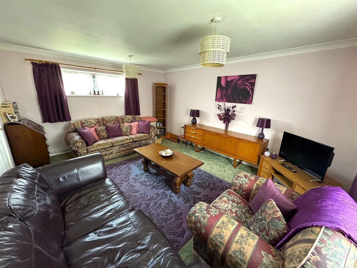 Saxilby Close, Corby