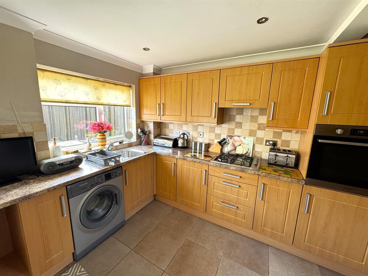 Saxilby Close, Corby