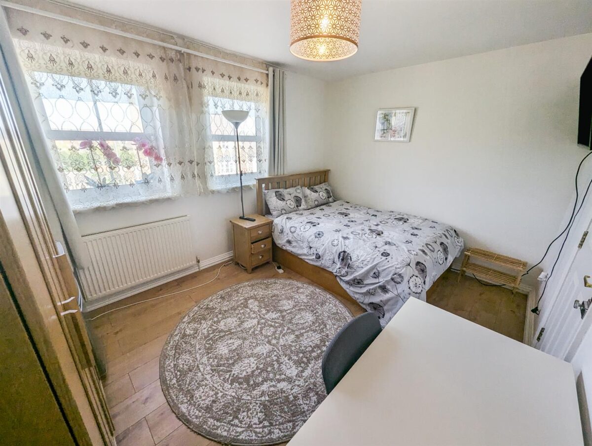 Flatford Close, Corby